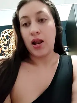 dulccemaria24 online show from March 17, 8:09 pm