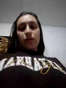 dulccemaria24 online show from February 3, 2:53 am