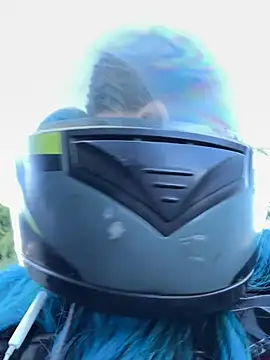 Snapshot of Lunapage chatting on January 22, 12:06 pm Lunapage online show from January 22, 12:06 pm