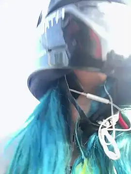 Snapshot of Lunapage chatting on March 3, 1:09 pm Lunapage online show from March 3, 1:09 pm