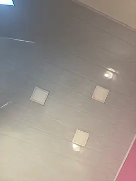 Snapshot of Lunapage chatting on March 6, 1:03 pm Lunapage online show from March 6, 1:03 pm