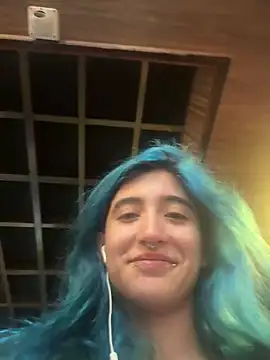 Snapshot of Lunapage chatting on March 7, 1:07 pm Lunapage online show from March 7, 1:07 pm