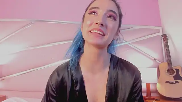 Snapshot of Lunapage chatting on March 8, 1:28 am Lunapage online show from March 8, 1:28 am