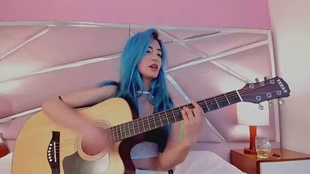 Snapshot of Lunapage chatting on March 17, 4:11 pm Lunapage online show from March 17, 4:11 pm