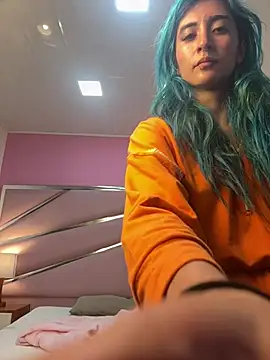 Snapshot of Lunapage chatting on March 22, 1:08 pm Lunapage online show from March 22, 1:08 pm