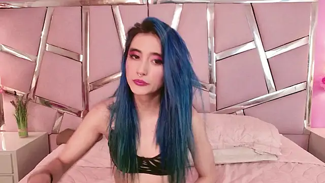 Snapshot of Lunapage chatting on October 4, 8:29 pm Lunapage online show from October 4, 8:29 pm