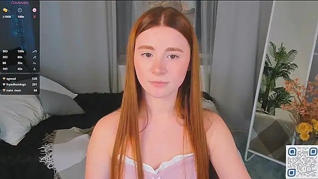 Snapshot of Freckle_Diyana chatting on March 15, 5:08 am Freckle Diyana online show from March 15, 5:08 am