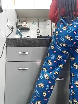 Manpreet kaur21 online show from December 25, 1:41 pm