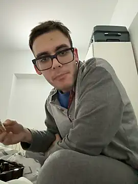 Snapshot of sperakevin98 chatting on November 6, 2:12 am sperakevin98 online show from November 6, 2:12 am