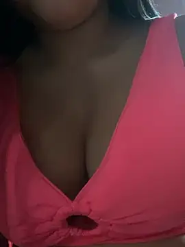 Snapshot of Manoelagatinhas23 chatting on February 7, 1:43 pm Manoelagatinhas23 online show from February 7, 1:43 pm