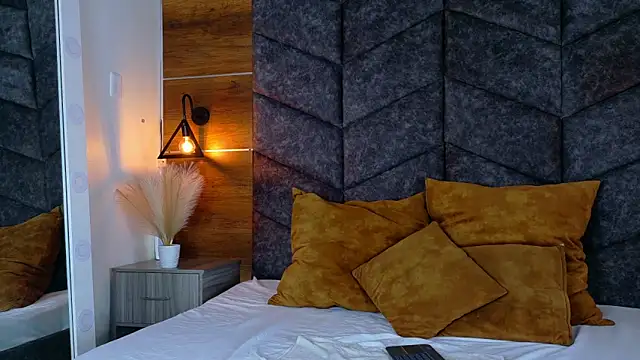 Snapshot of AmyPalmmer chatting on February 11, 11:54 am AmyPalmmer online show from February 11, 11:54 am