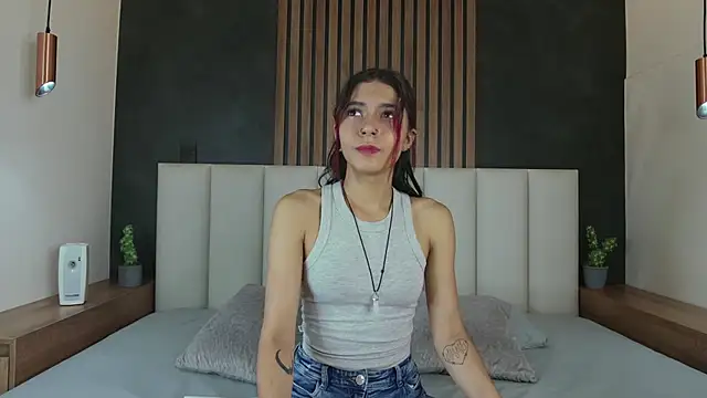 Snapshot of AmyPalmmer chatting on February 21, 11:44 am AmyPalmmer online show from February 21, 11:44 am