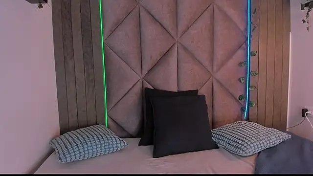 Snapshot of AmyPalmmer chatting on December 5, 11:52 am AmyPalmmer online show from December 5, 11:52 am