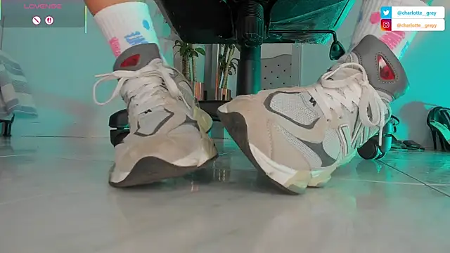 charlotte  grey online show from October 13, 8:09 pm