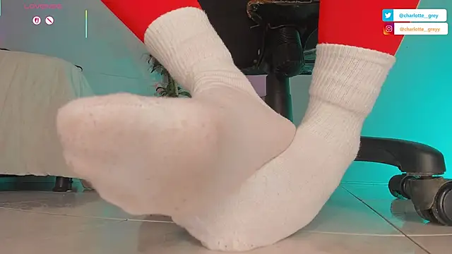 charlotte  grey online show from November 5, 7:25 pm