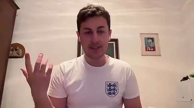 MyStrangeAddiction online show from January 18, 10:17 pm