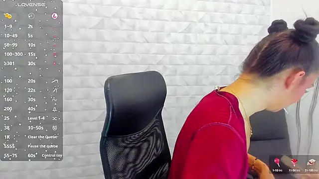 Mia thompson 19 online show from January 7, 7:17 pm