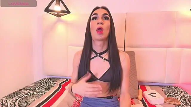 Mia thompson 19 online show from March 18, 8:37 pm