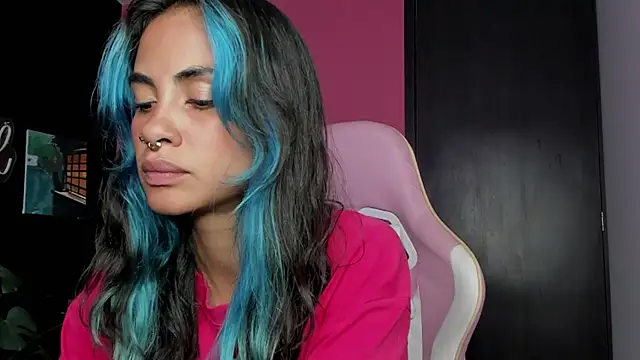 Juanadearco5 online show from December 4, 8:17 pm