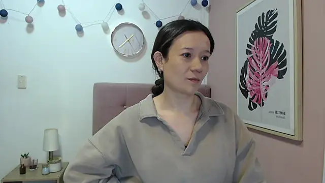 lanna 1878 online show from June 30, 1:34 pm