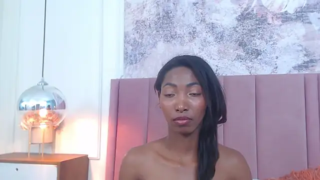 Snapshot of SabrinaDevill chatting on February 1, 7:34 pm SabrinaDevill online show from February 1, 7:34 pm