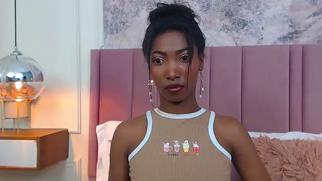 Snapshot of SabrinaDevill chatting on February 15, 1:49 pm SabrinaDevill online show from February 15, 1:49 pm