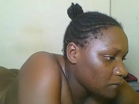 Prettyface25 online show from May 10, 10:48 pm