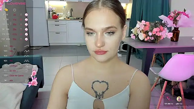 CarolineLovers online show from December 2, 2:42 am