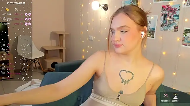 CarolineLovers online show from January 13, 6:16 am