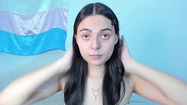 Snapshot of elizabethtaylorxxx chatting on July 24, 12:08 am elizabethtaylorxxx online show from July 24, 12:08 am
