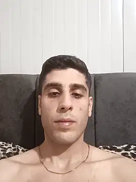 arenn1997 online show from March 26, 12:17 am