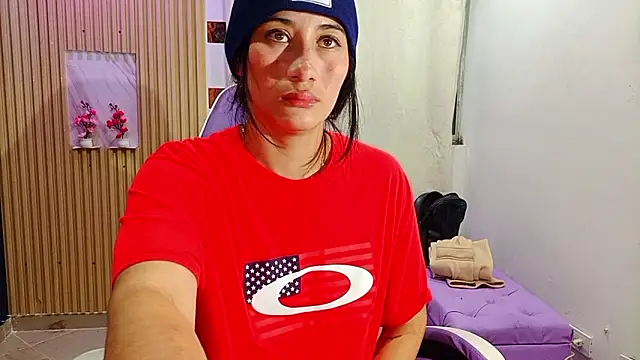 Cataleyalove ADY online show from October 30, 11:11 am