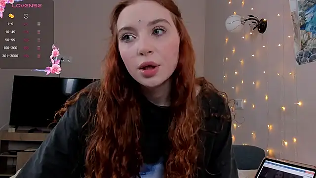 cinnabon girls online show from January 8, 5:26 pm