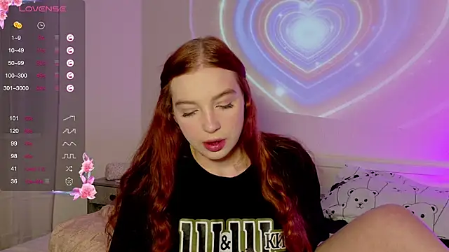 cinnabon girls online show from March 15, 9:38 pm