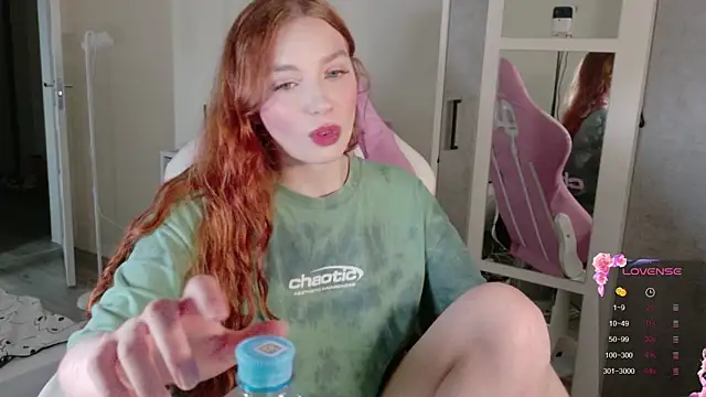 cinnabon girls online show from December 18, 2:39 am