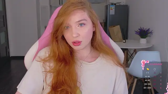 cinnabon girls online show from March 29, 6:41 pm