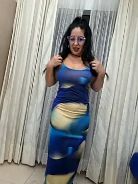 viollett 28 online show from October 4, 10:02 am