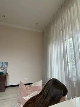 Hott Lolla online show from November 18, 8:52 am