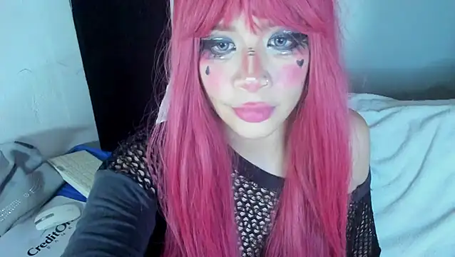 Snapshot of molly__kiwi2 chatting on November 7, 5:18 am molly kiwi2 online show from November 7, 5:18 am