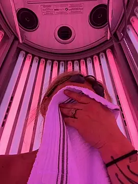 lezbean24 online show from March 25, 5:08 pm