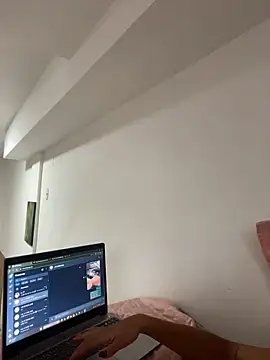 Pinkhotbaby online show from February 11, 4:46 pm