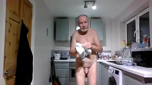 jimmybenido online show from November 29, 5:38 pm