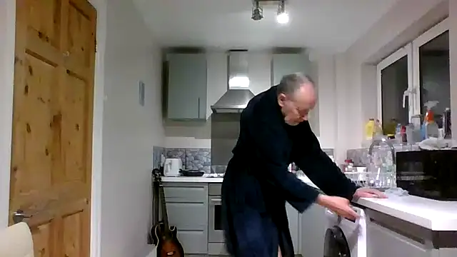 jimmybenido online show from December 1, 5:29 pm