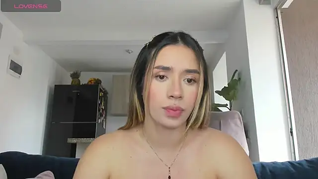 honeyann08 online show from February 18, 6:15 pm