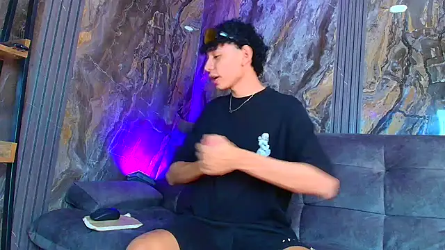 Daviid laidd online show from January 24, 11:12 pm