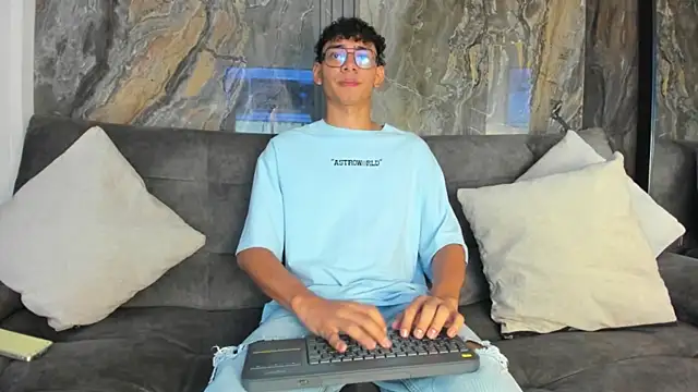 Daviid laidd online show from October 8, 8:28 pm