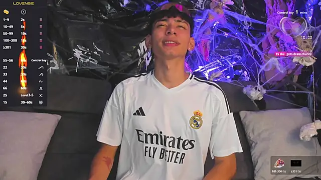 Daviid laidd online show from October 29, 9:05 pm