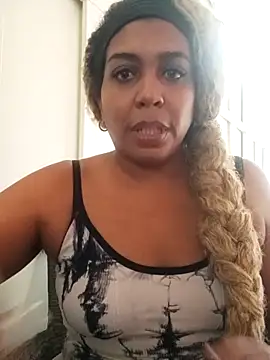 Snapshot of ELLA_KELLY chatting on December 20, 1:18 pm ELLA KELLY online show from December 20, 1:18 pm