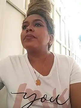 Snapshot of ELLA_KELLY chatting on February 10, 11:58 am ELLA KELLY online show from February 10, 11:58 am