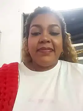 Snapshot of ELLA_KELLY chatting on February 23, 11:51 am ELLA KELLY online show from February 23, 11:51 am